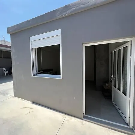 Modern Stylist House For Friends Holiday home